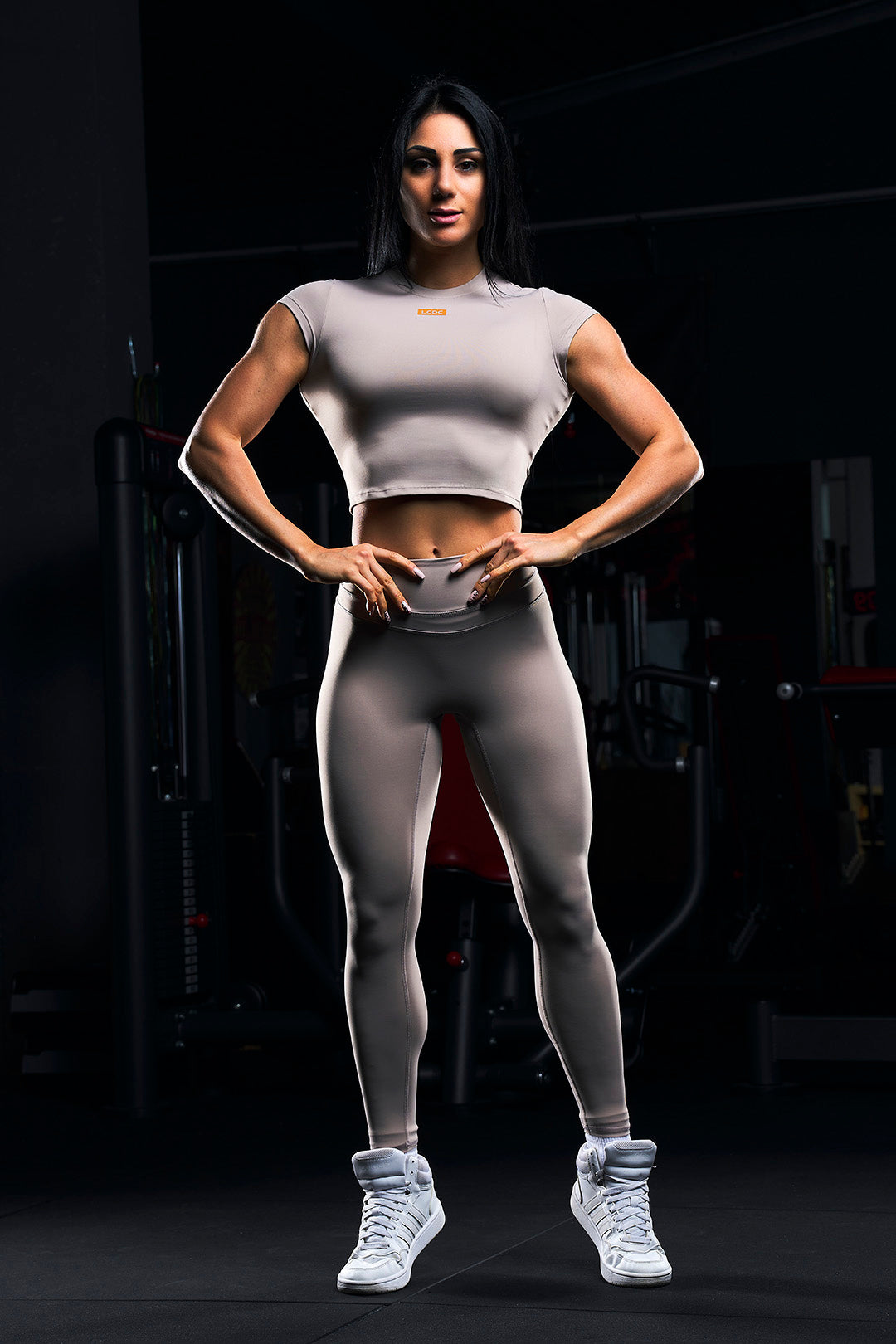 The Cydney - t-shirt aderente palestra, pump cover elasticizzata da donna