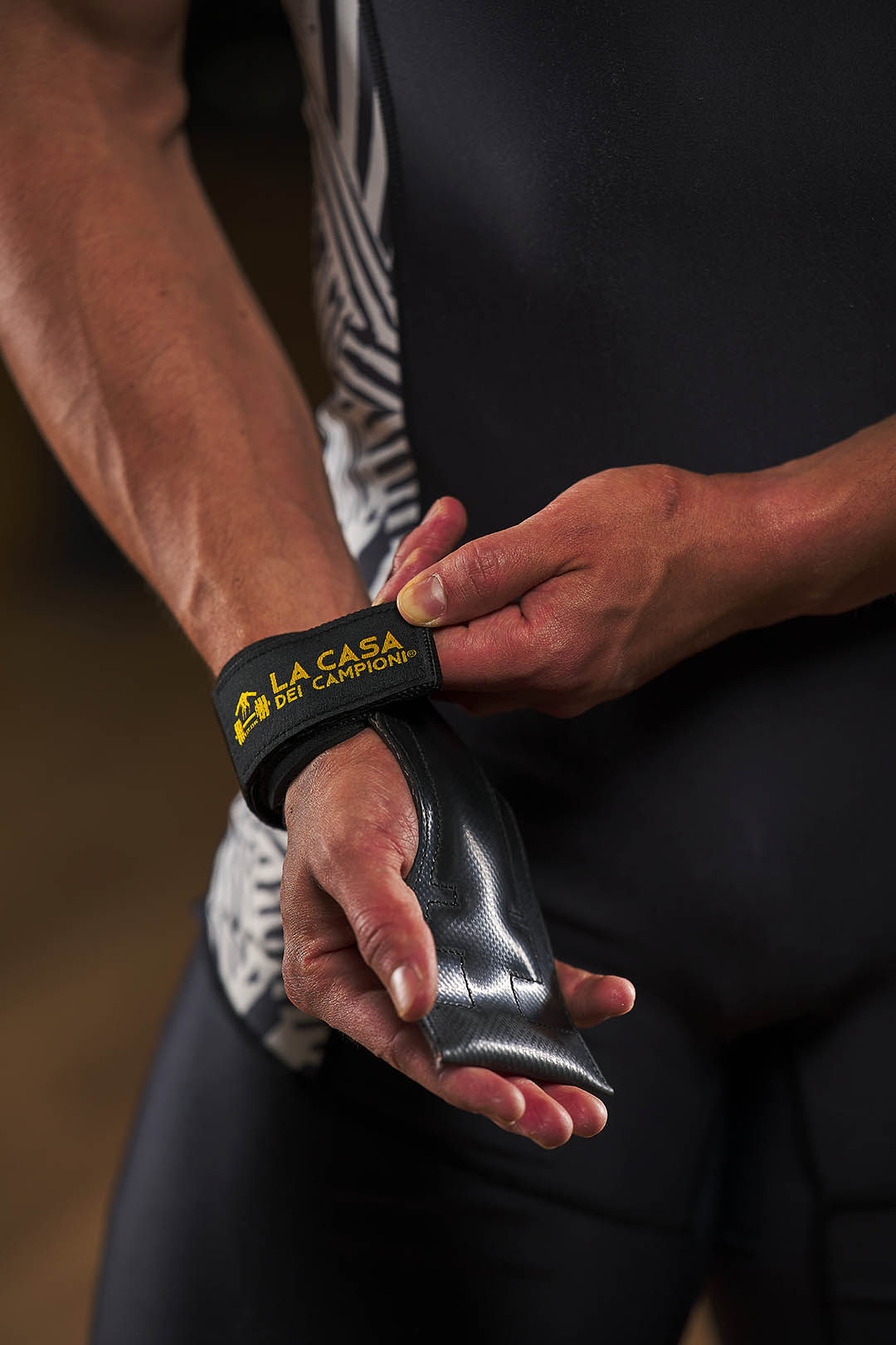 The Reversa - gym straps with "reverse grip" bands